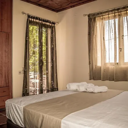 Villa Niriides Old Listing Hersonissos (Crete)
