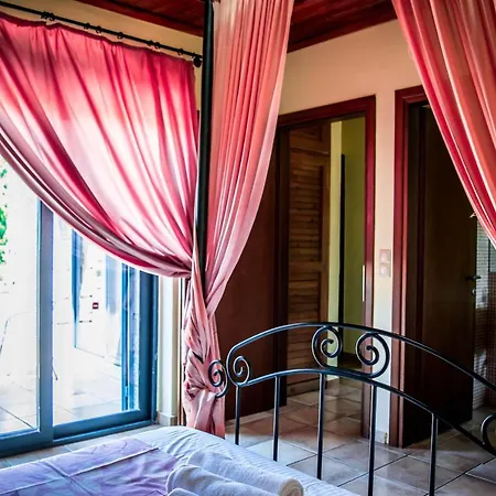 Niriides * Hersonissos (Crete)