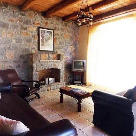 Villa Niriides *